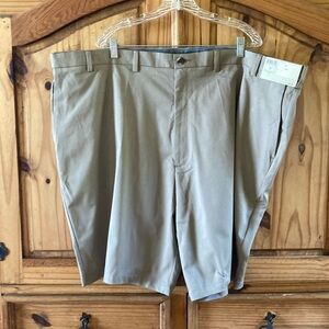 Men’s Haggar Cool Right Performance Flex tan flat front chino shorts size 52 NWT